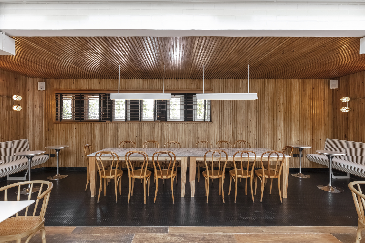 Thiết kế quán cafe Fresco phong cách hiện đại - Minh Kiệt Cafe Thiết Kế