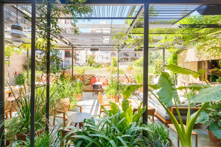 Thiết kế quán cafe sân vườn trẻ trung hiện đại - Thiết kế Minh Kiệt Cafe